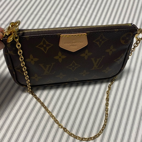 Louis Vuitton Small Pochette - Picture 2 of 7